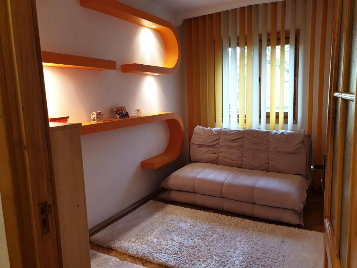 3 Camere Central ยาช ภายนอก รูปภาพ